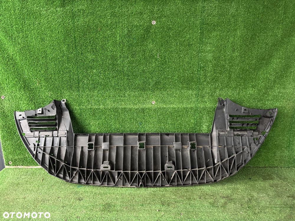 Peugeot 308 T9 Płyta pod zderzak - 2