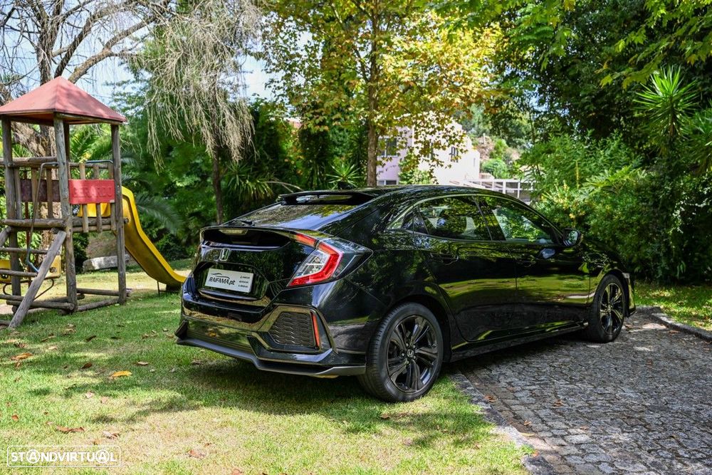 Honda Civic 1.0 i-VTEC Executive - 12