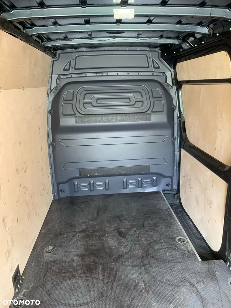 Mercedes-Benz SPRINTER 319 EXTRA LONG - 18