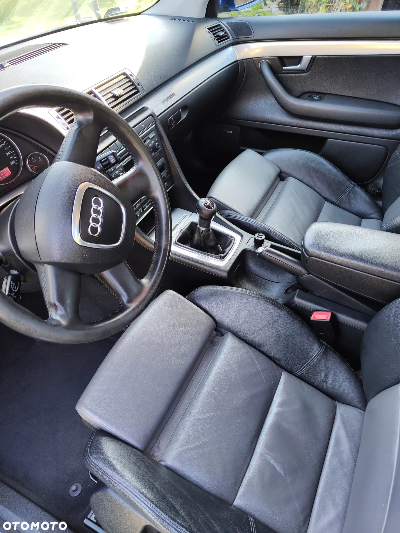 Audi A4 2.0T FSI Quattro - 13