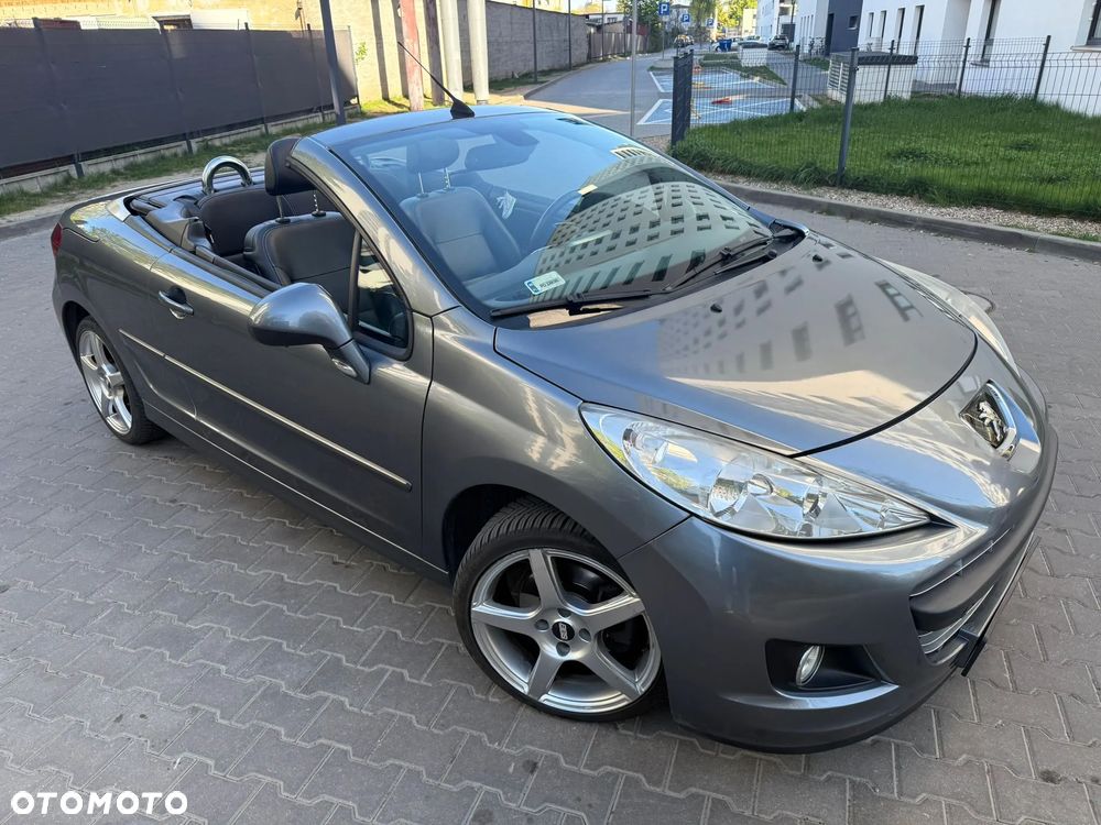 Peugeot 207 CC - 16