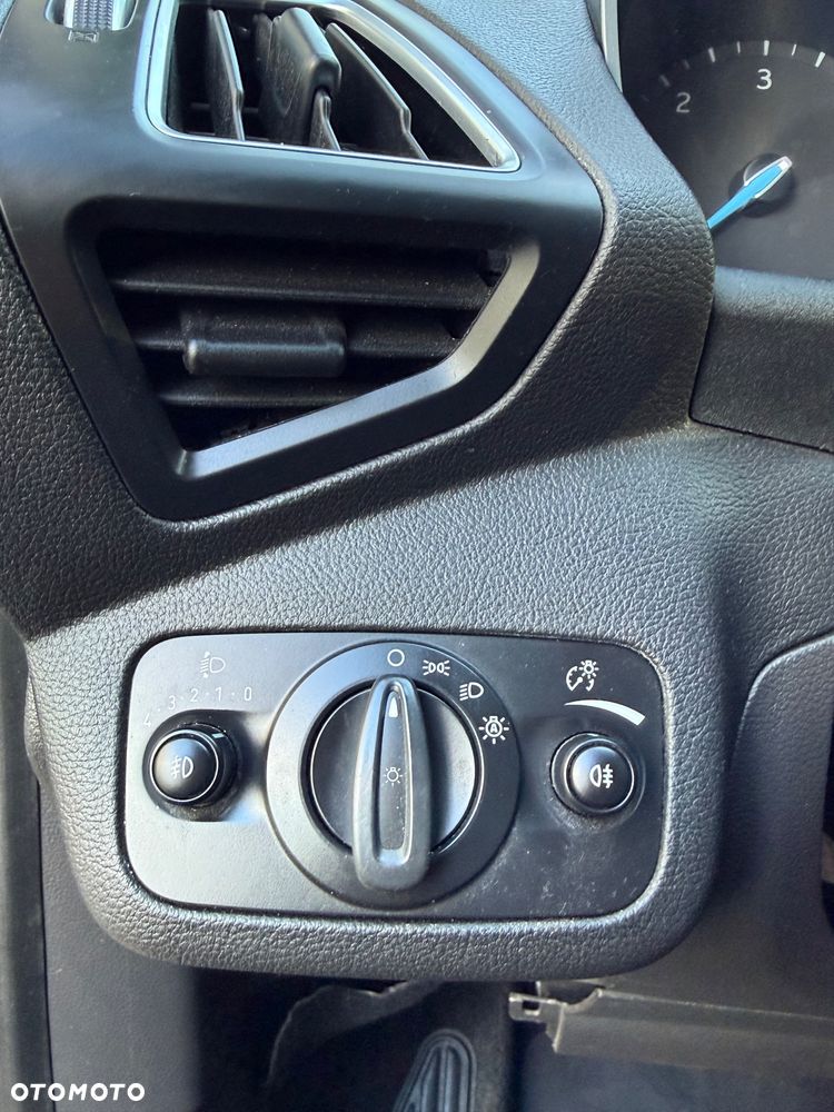 Ford C-MAX 2.0 TDCi Start-Stop-System Titanium - 21