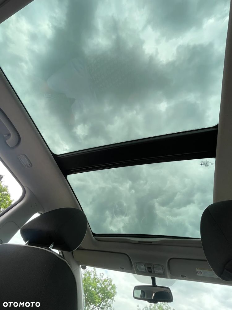 Kia Venga - 16