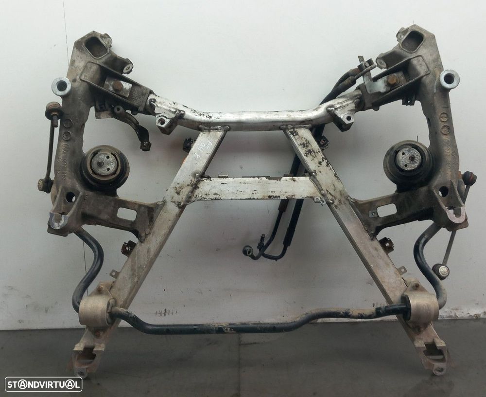 Charriot frente BMW 5 (E39) - 4