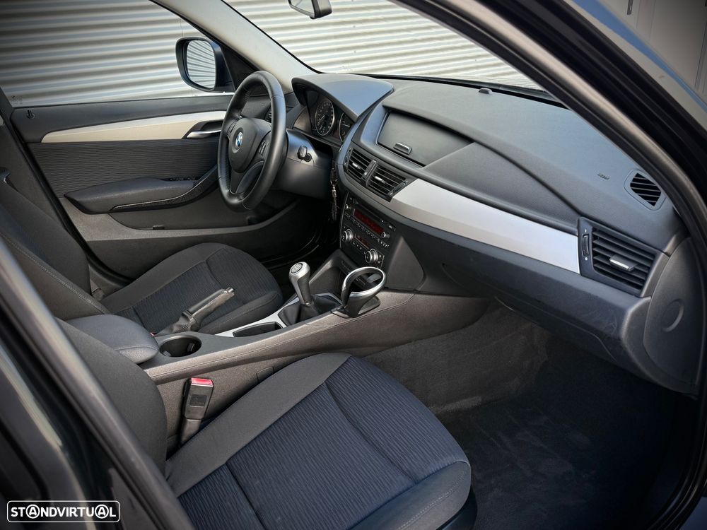 BMW X1 18 d sDrive - 8