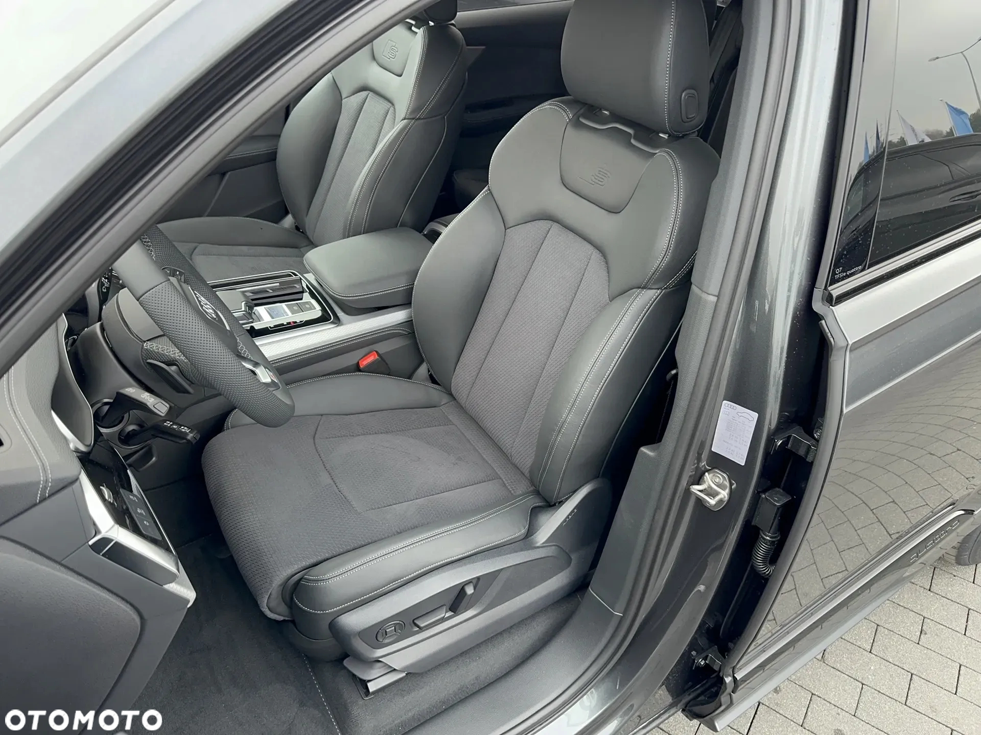 Audi Q7 60 TFSI e PHEV Quattro S Line Tiptr - 12