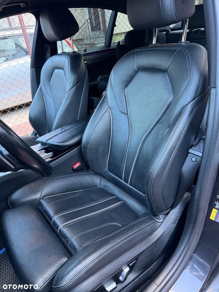 BMW Seria 5 530e iPerformance GPF M Sport sport - 12