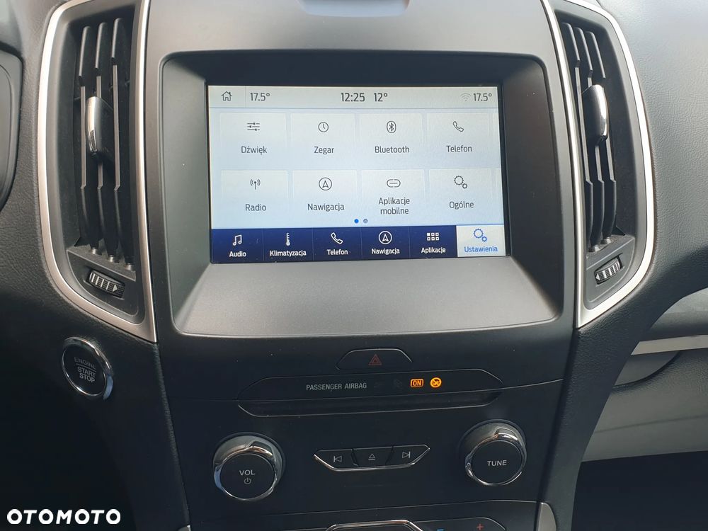 Ford S-Max - 25