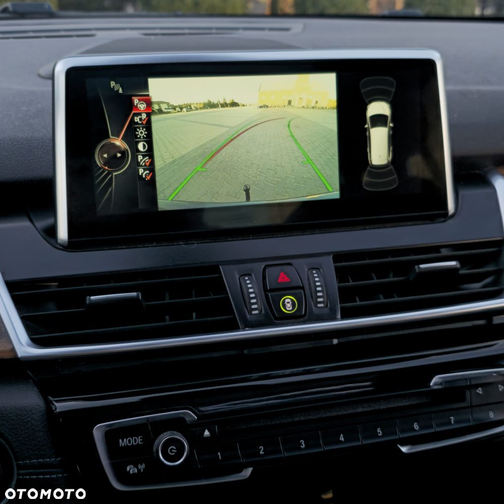 BMW Seria 2 220d xDrive Sport-Aut M Sport - 36