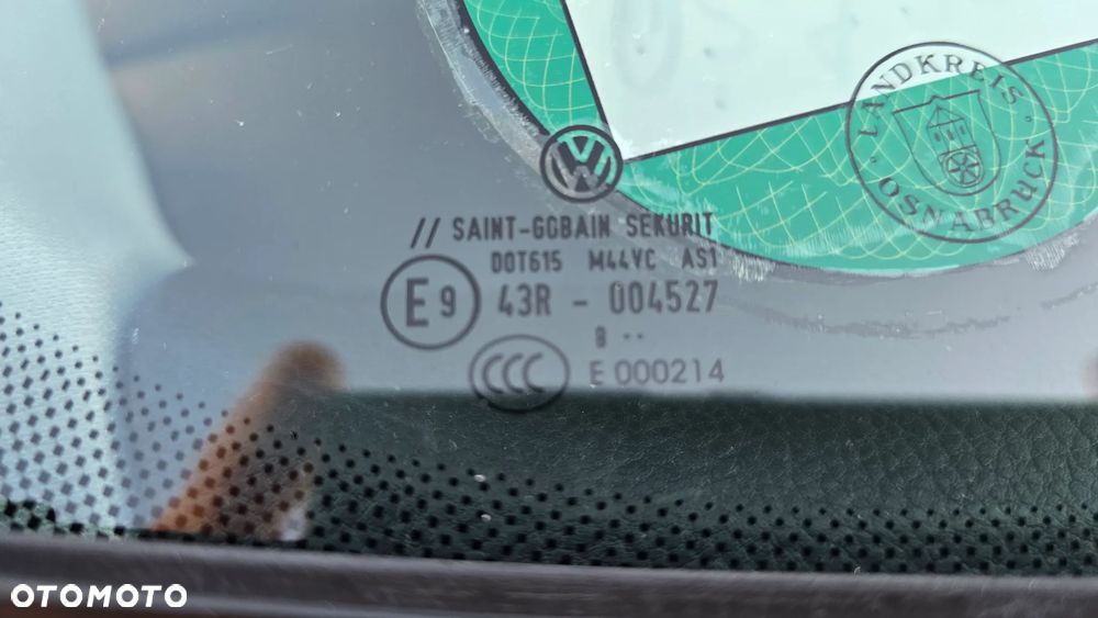 Volkswagen Golf - 30