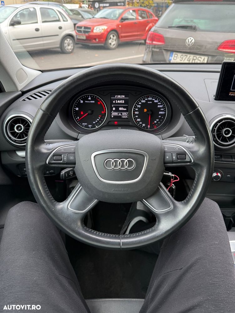 Audi A3 ack 2.0 TDI Stronic Attraction - 6