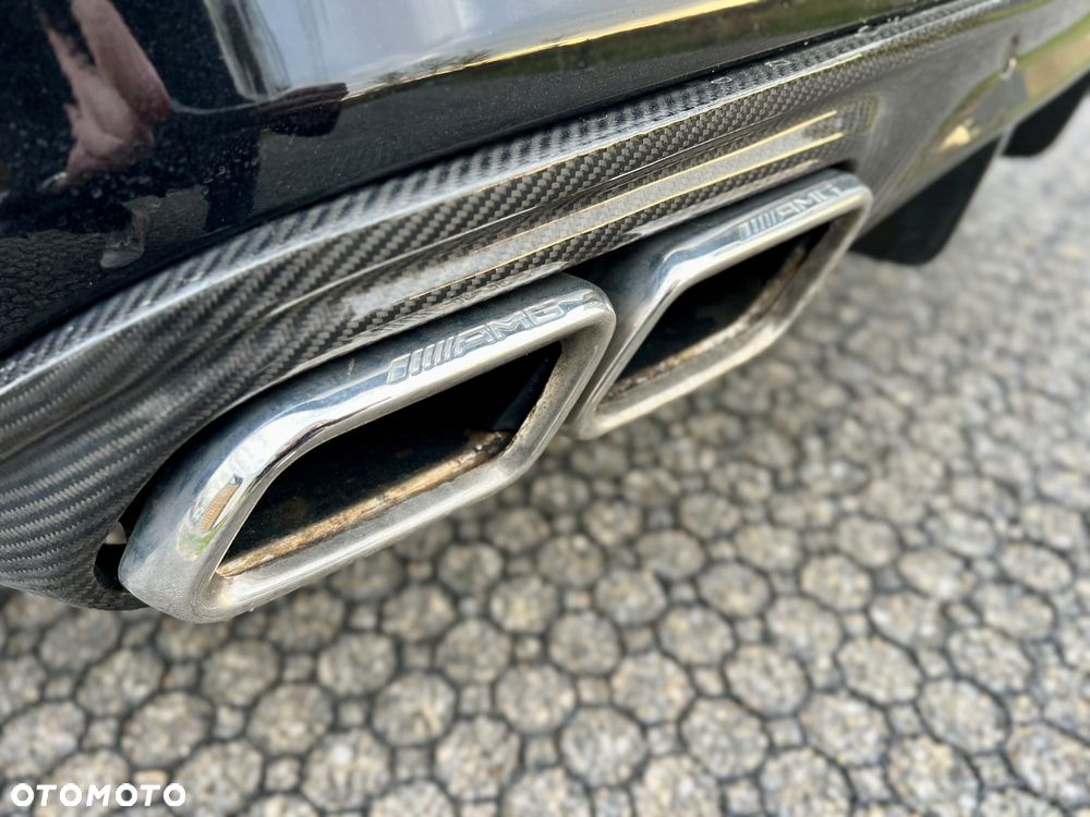 Mercedes-Benz Klasa C AMG 43 4-Matic - 17