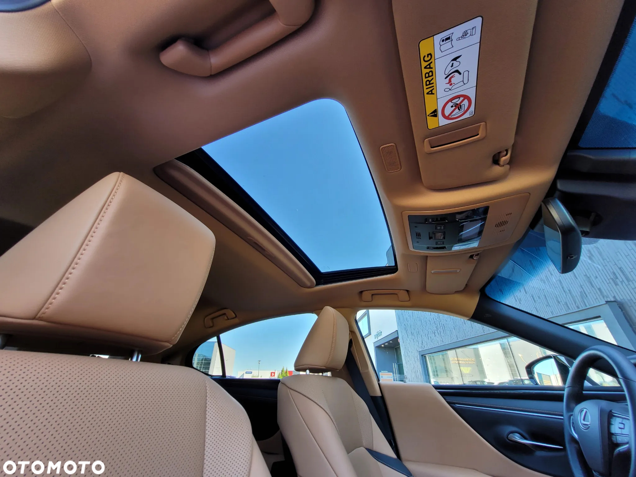 Lexus ES - 18