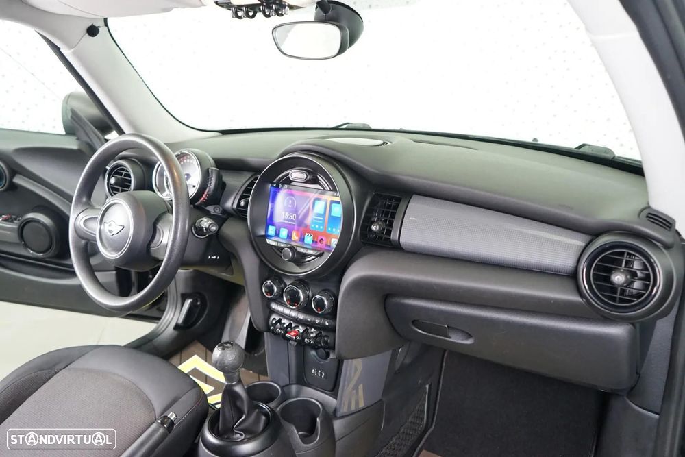 MINI 3 Portas One - 16
