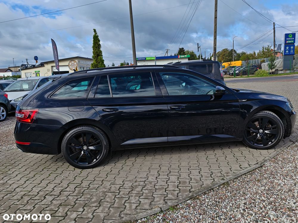 Skoda Superb 2.0 TDI DSG Sportline - 9