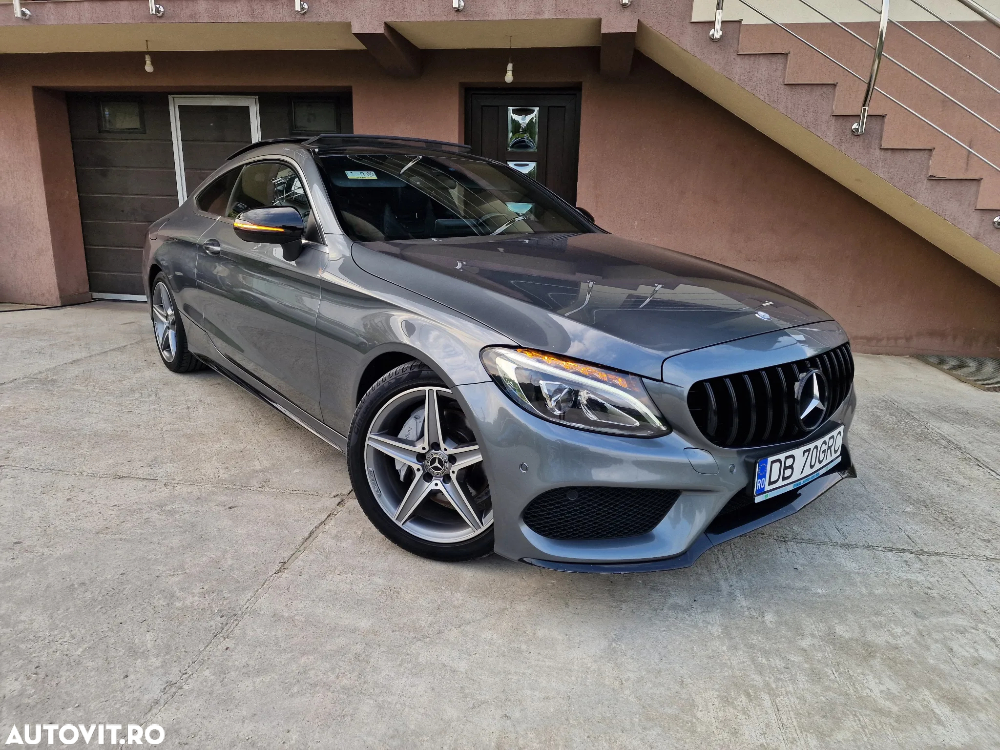 Mercedes-Benz C 220 d Coupe 9G-TRONIC AMG Line - 5