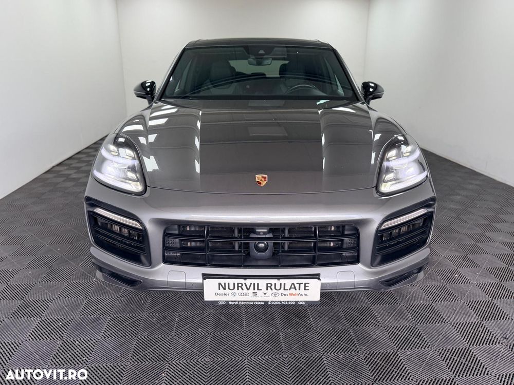 Porsche Cayenne S - 1