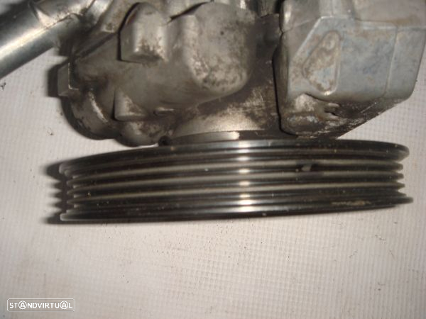 Bomba Direcção Assistida Bmw 1 (E87) - 3