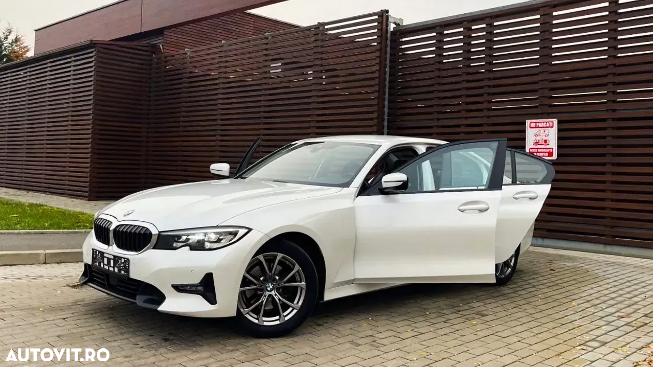 BMW Seria 3 320d Aut. Sport Line - 2