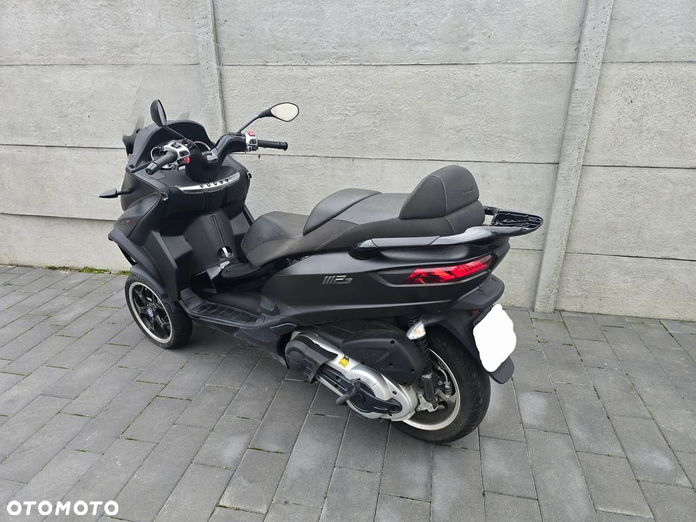 Piaggio MP-3 - 6