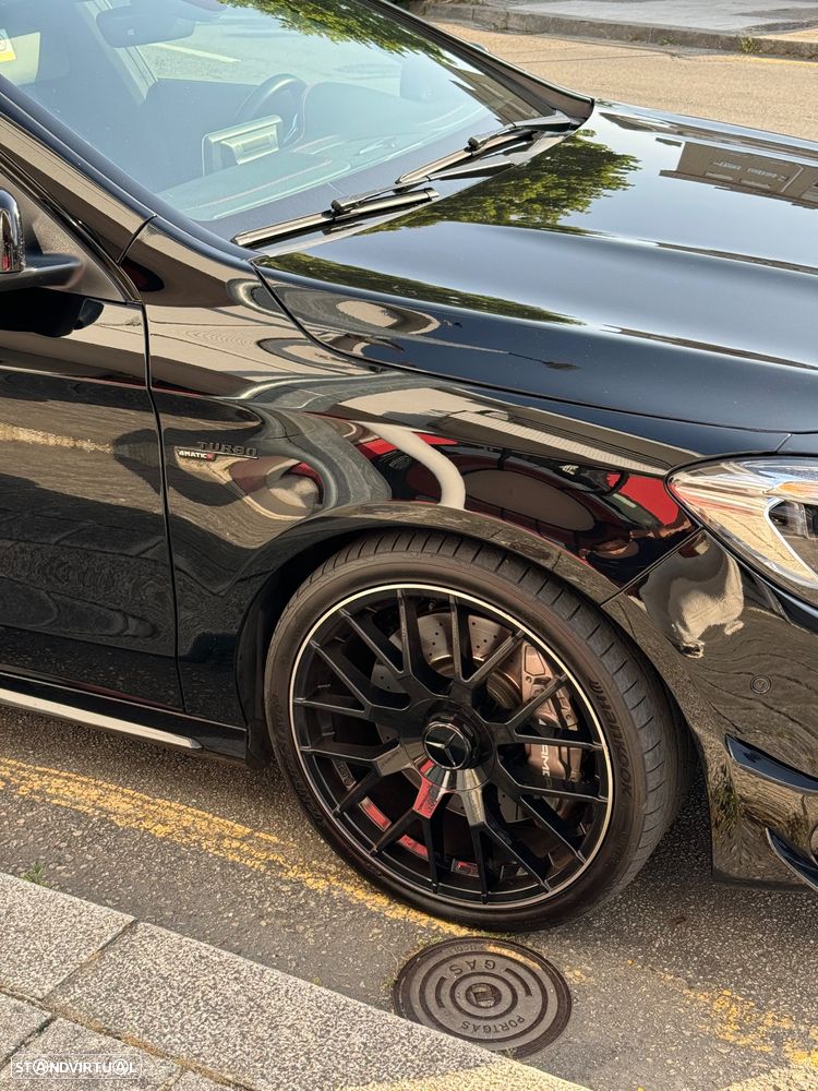 Mercedes-Benz CLA 45 AMG 4Matic Shooting Brake Speedshift 7G-DCT Night Edition - 2