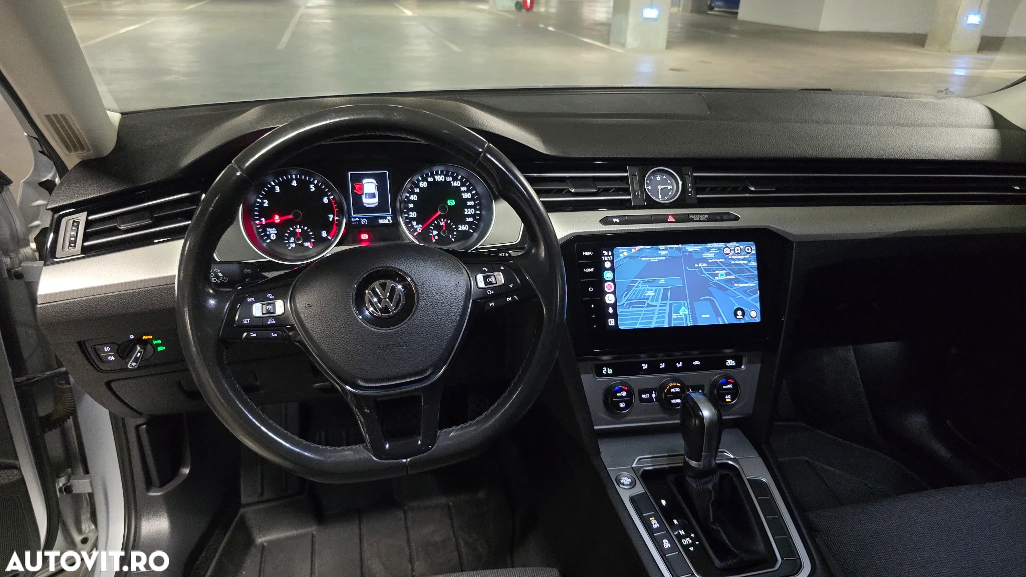 Volkswagen Passat Variant 1.8 TSI (BlueMotion Technology) DSG Highline - 24