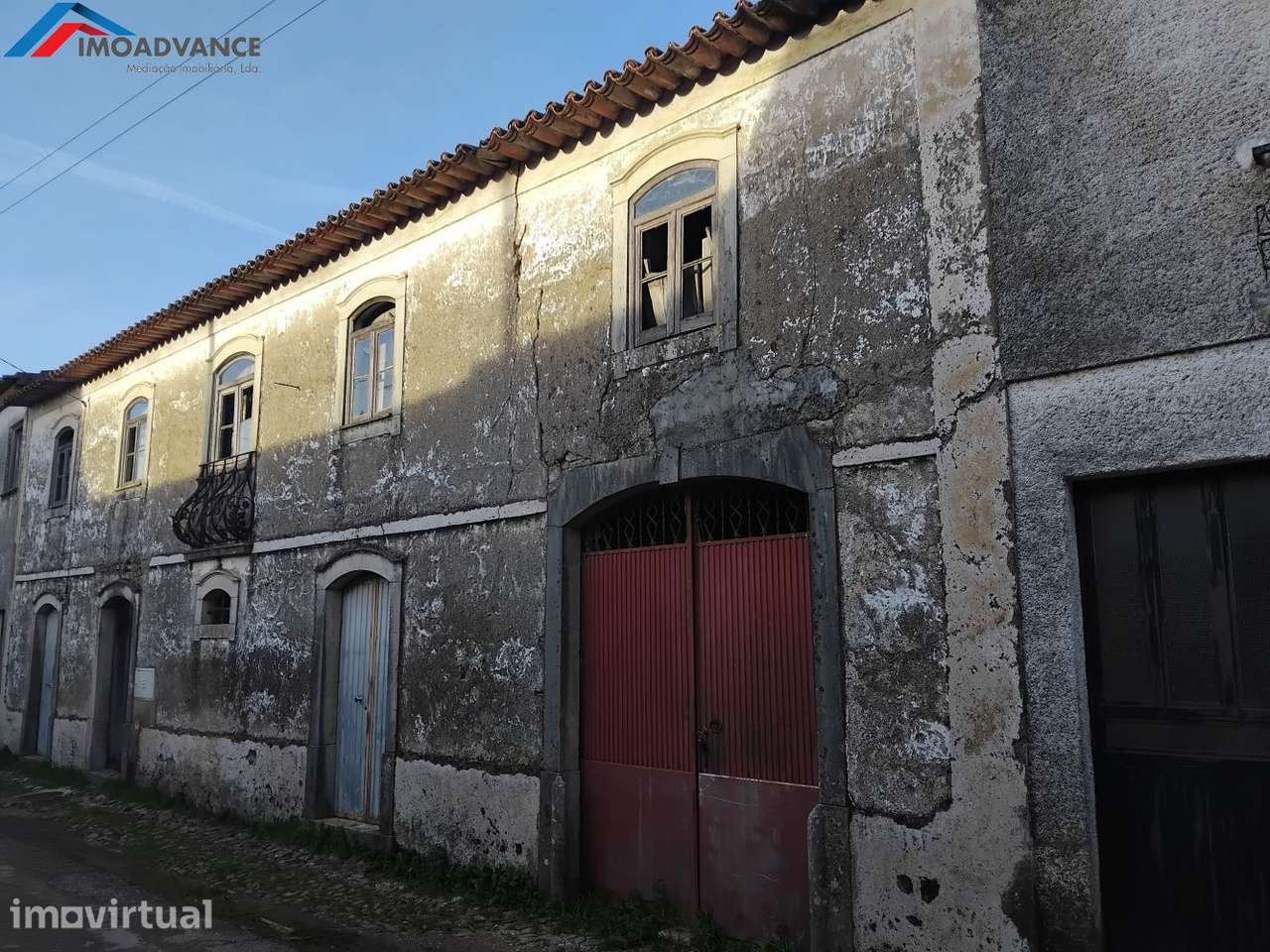 Casa centenária situada numa aldeia no concelho de Penacova, Coimbra - Grande imagem: 2/41