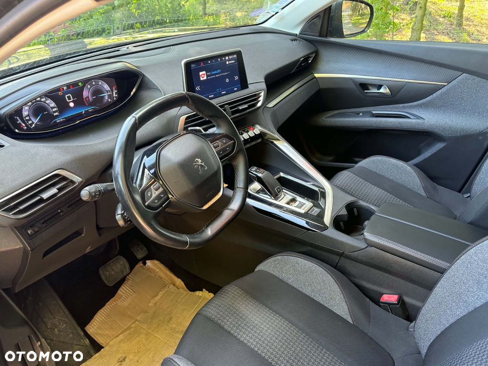 Peugeot 5008 - 11