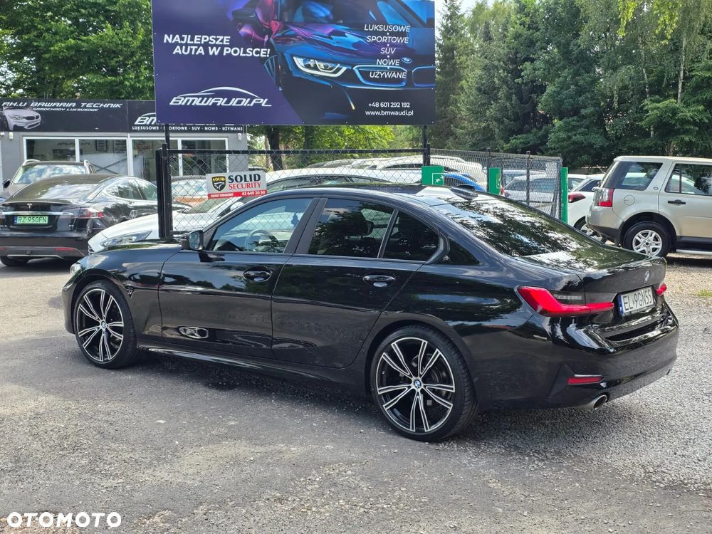 BMW Seria 3 318i Luxury Line - 12