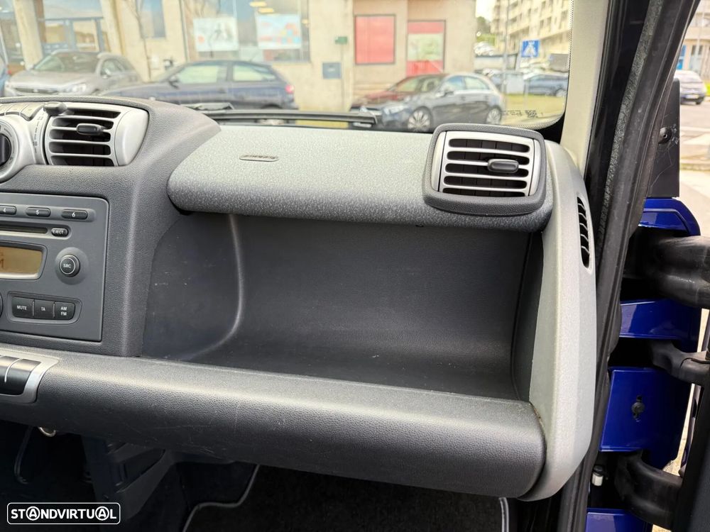 Smart ForTwo Coupé 0.8 cdi Pure 45 - 18