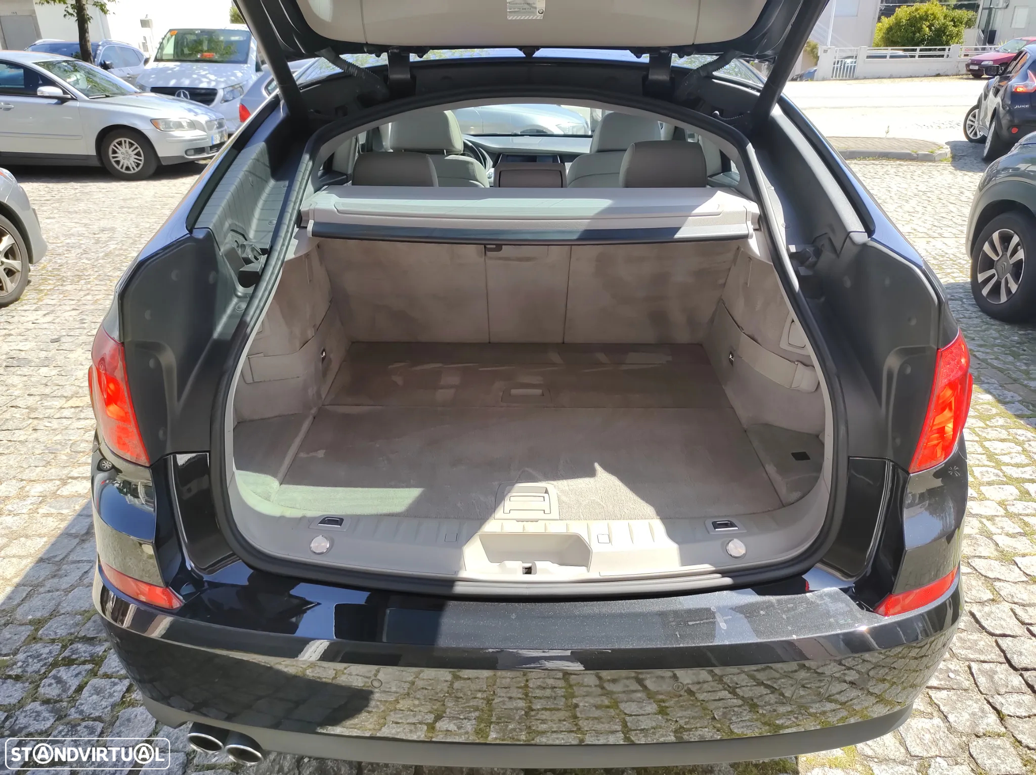 BMW 530 Gran Turismo d - 11