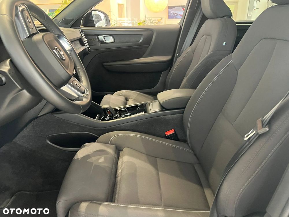 Volvo C40 Recharge 82 kWh Single M Extended Range RWD Ultimate - 8