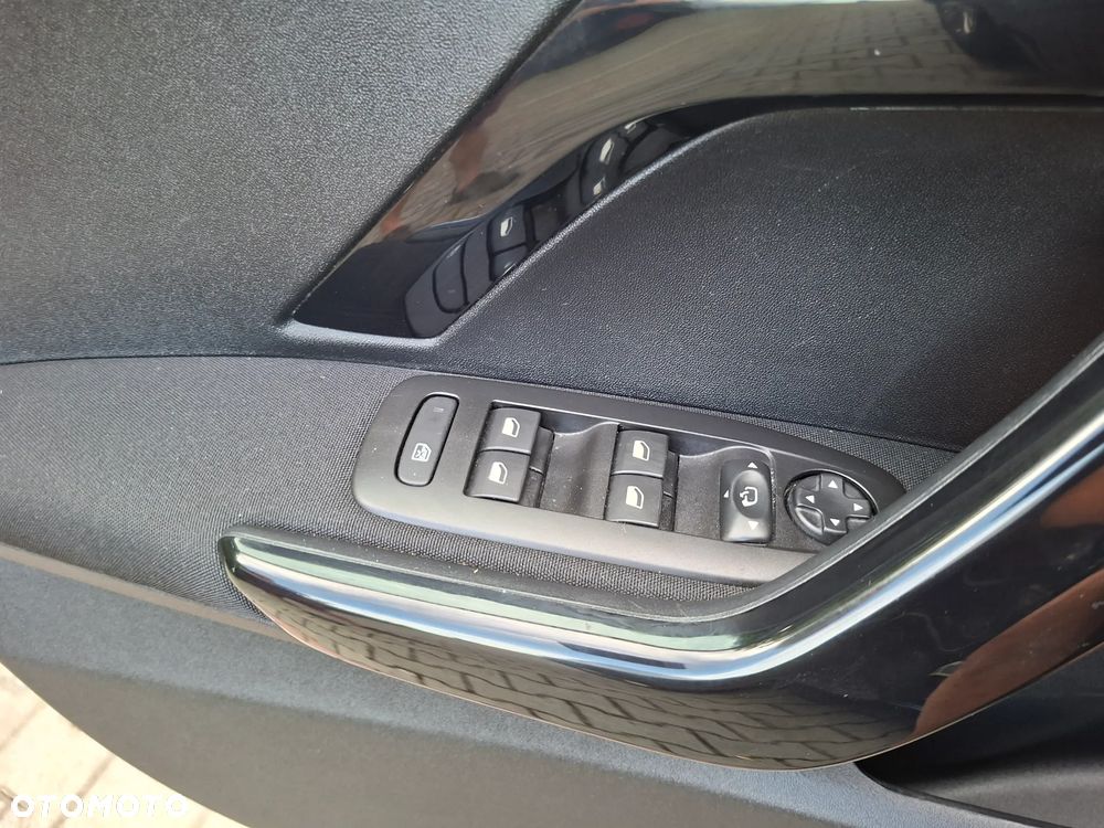 Peugeot 208 PureTech 110 Stop & Start Allure - 13