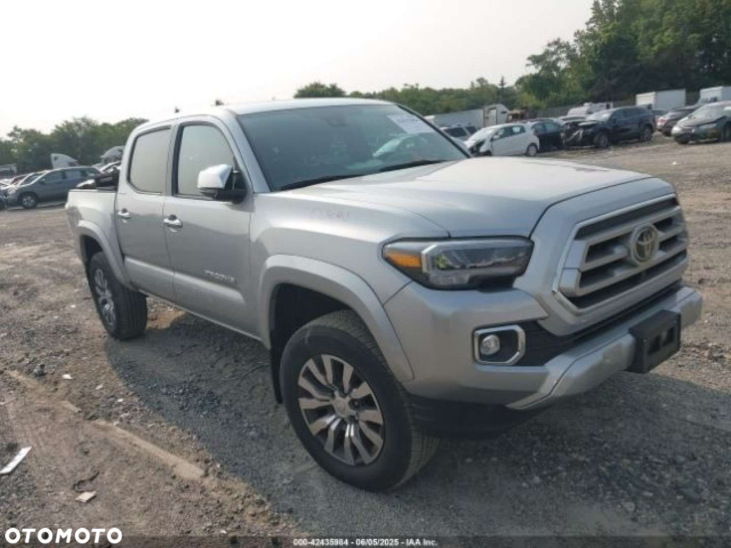 Toyota Tacoma - 2