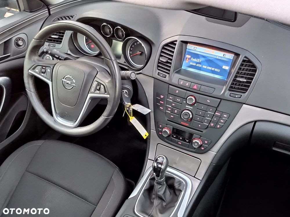Opel Insignia 1.8 Cosmo - 11