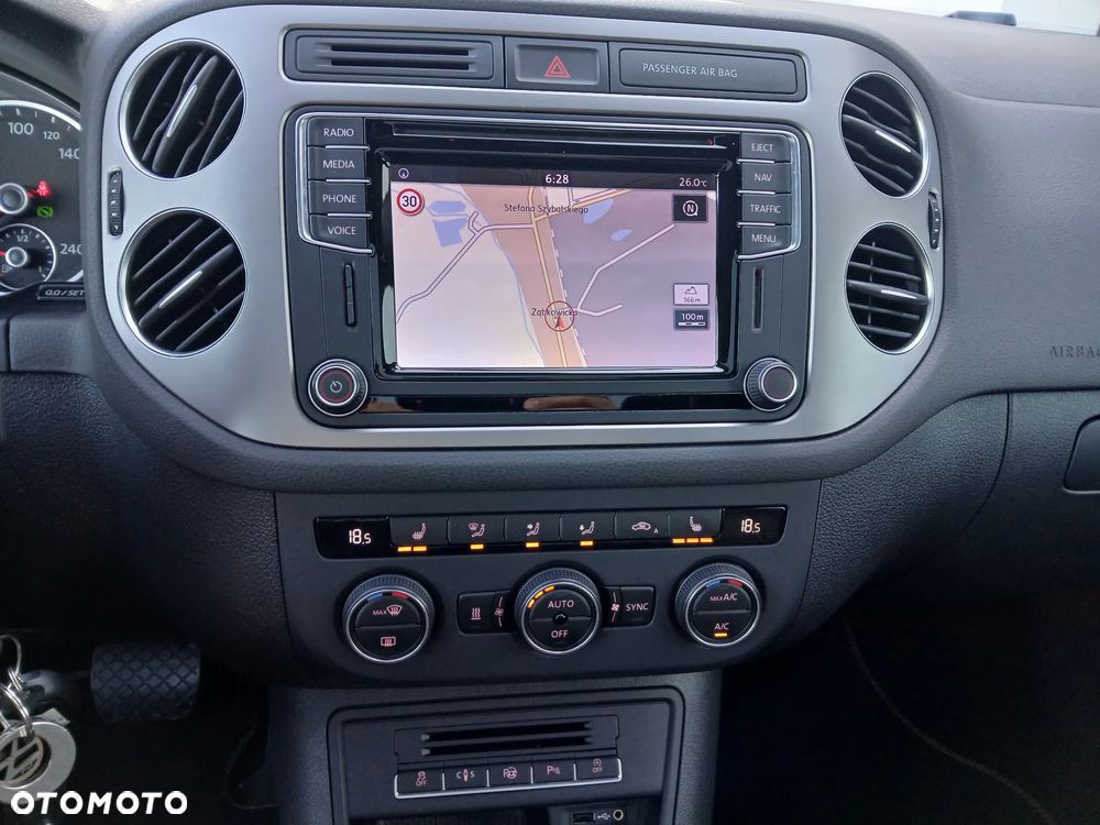 Volkswagen Tiguan 2.0 TDI SCR 4MOTION BlueMotion Technology DSG Lounge Sport & Style - 33