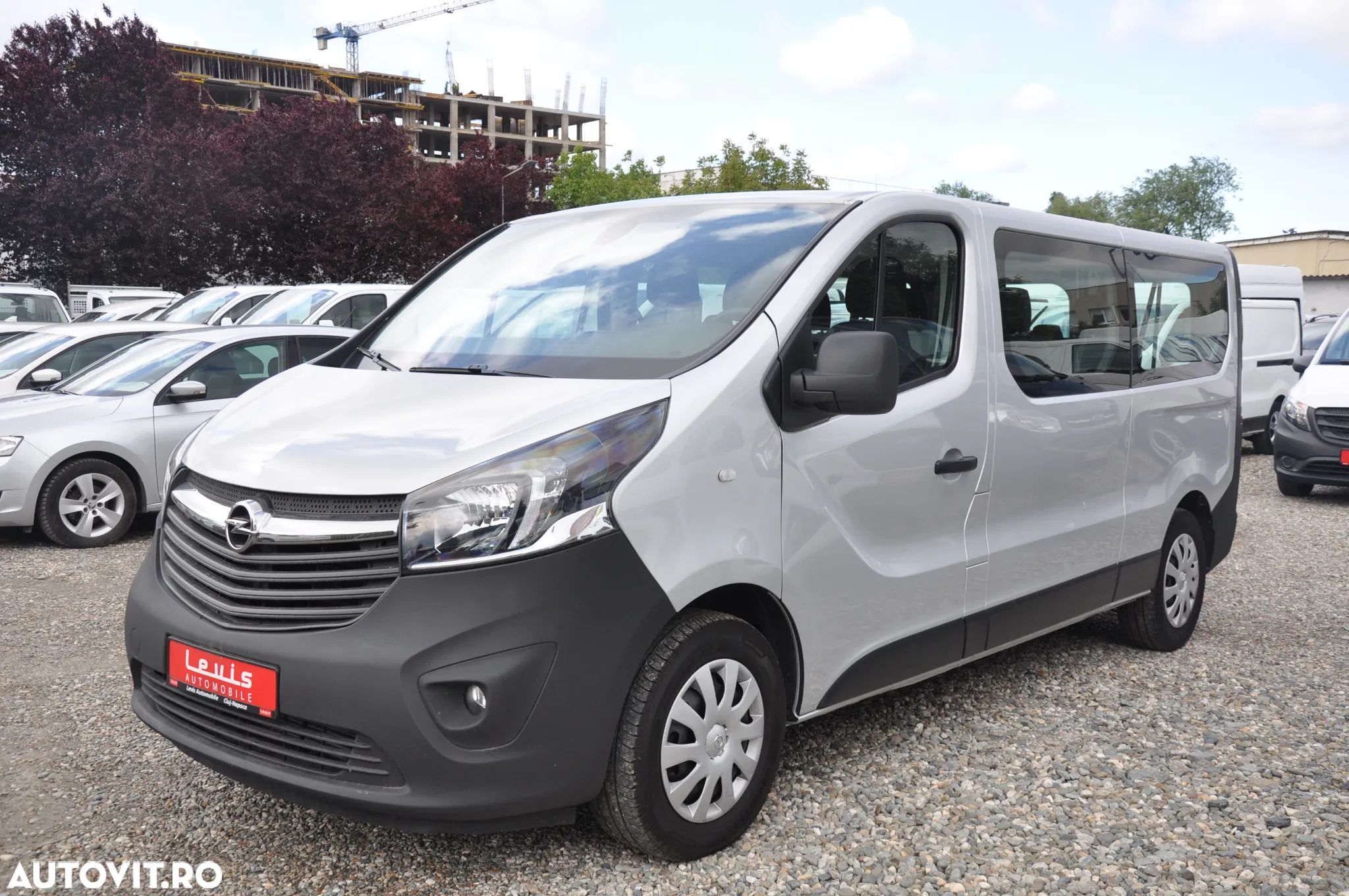 Opel Opel Vivaro L2H1 9 Locuri - 1