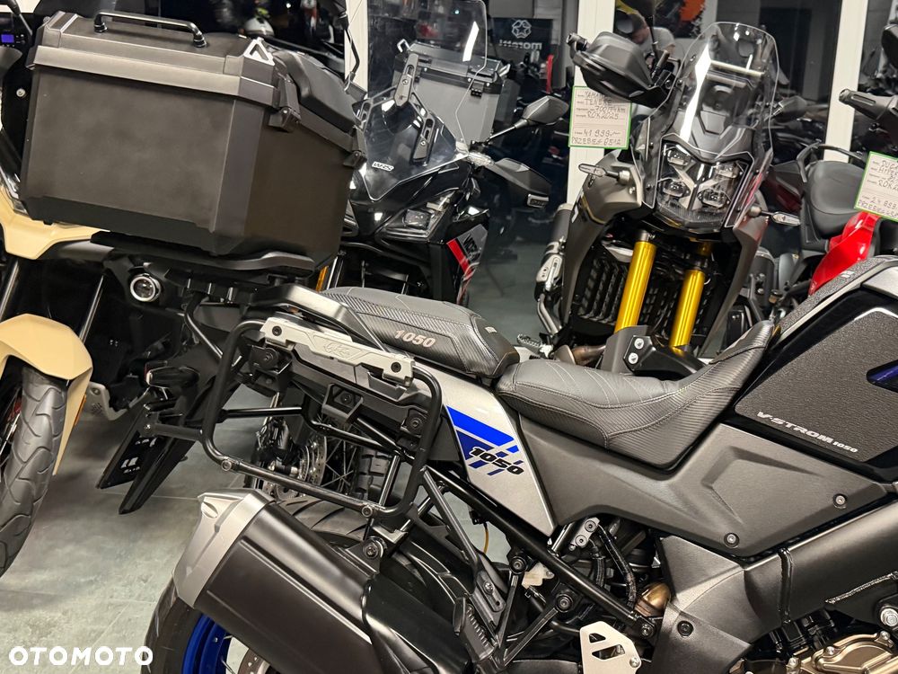 Suzuki V-STROM - 11