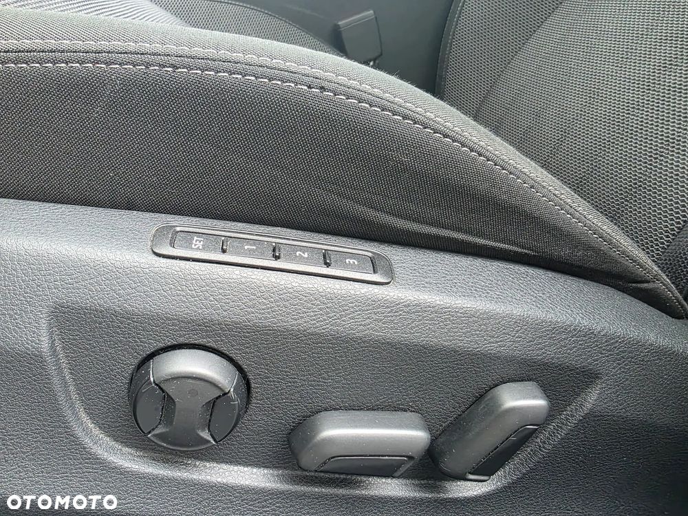 Skoda Superb 2.0 TSI L&K DSG - 13