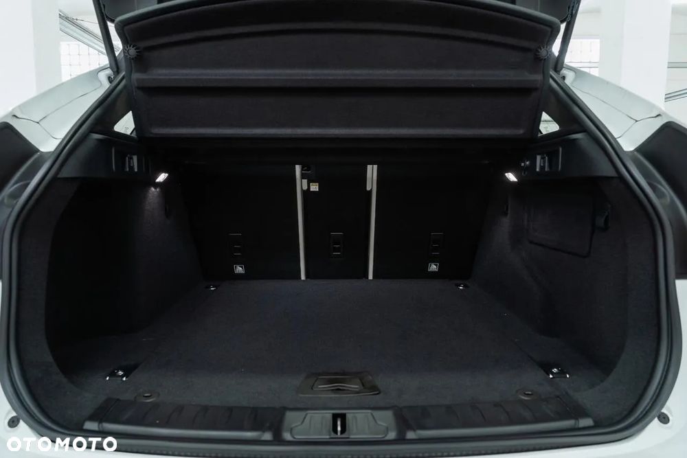 Jaguar F-Pace 2.0 i4D RWD Prestige - 4