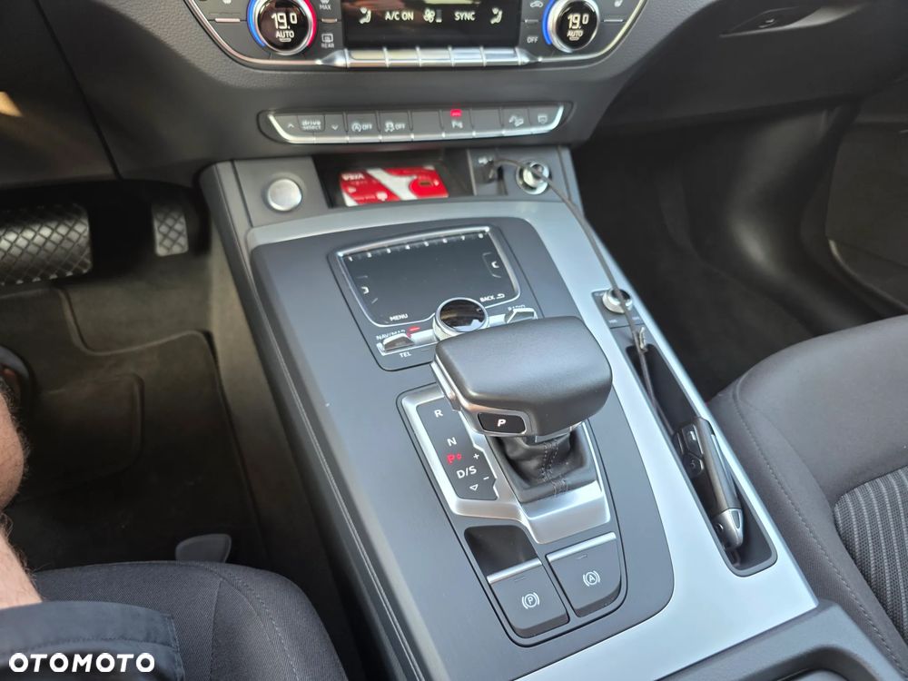 Audi Q5 2.0 TDI Quattro Sport S tronic - 36