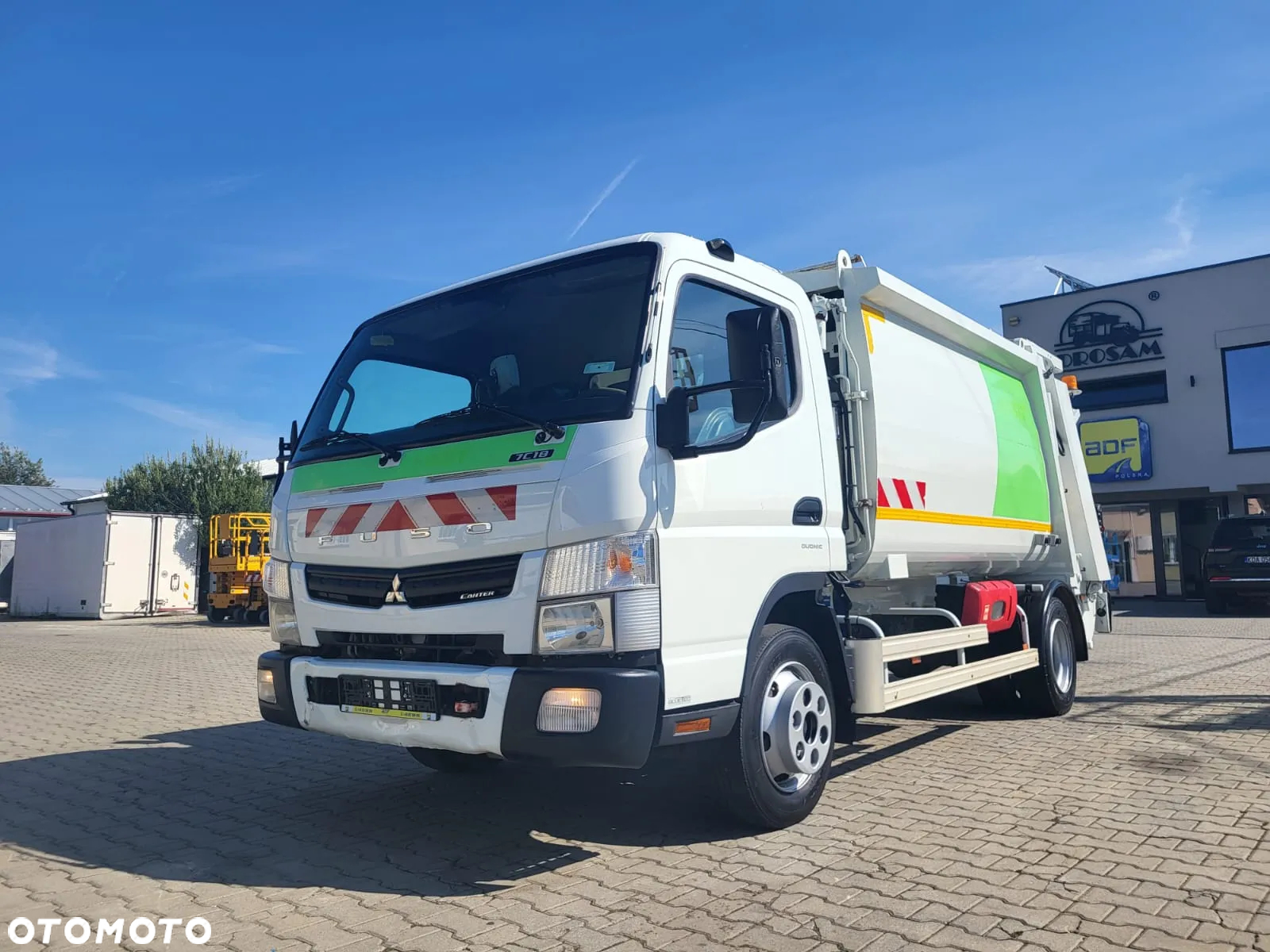 Mitsubishi Fuso Canter - 2