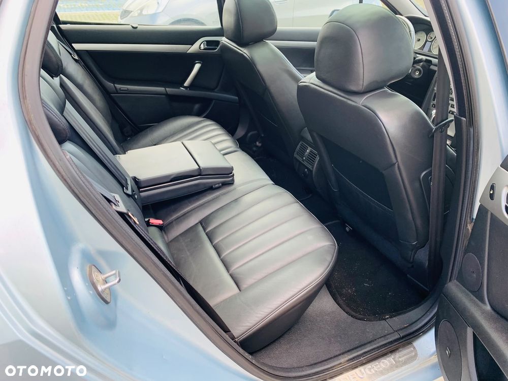 Peugeot 407 HDi 205 Bi-Turbo Sport - 9