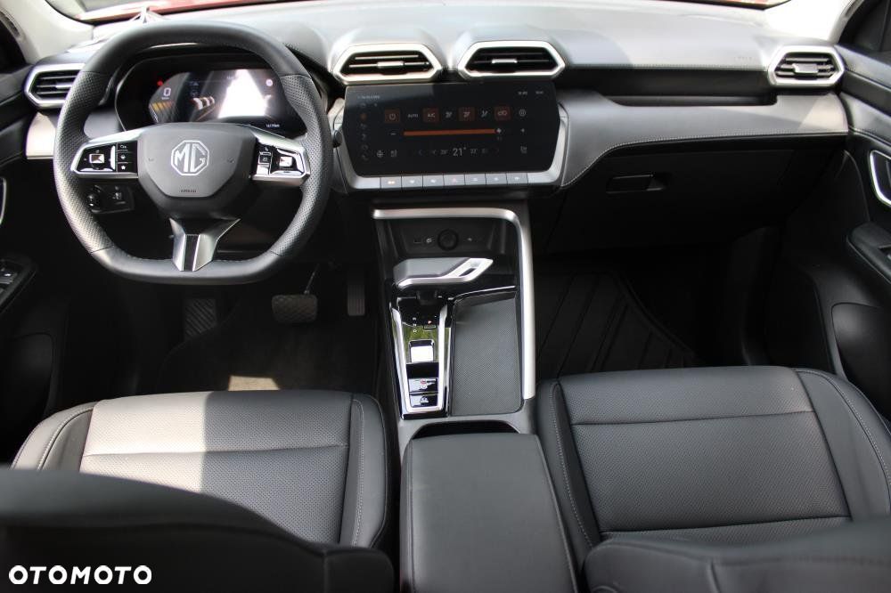 MG ZS Hybrid+ - 10
