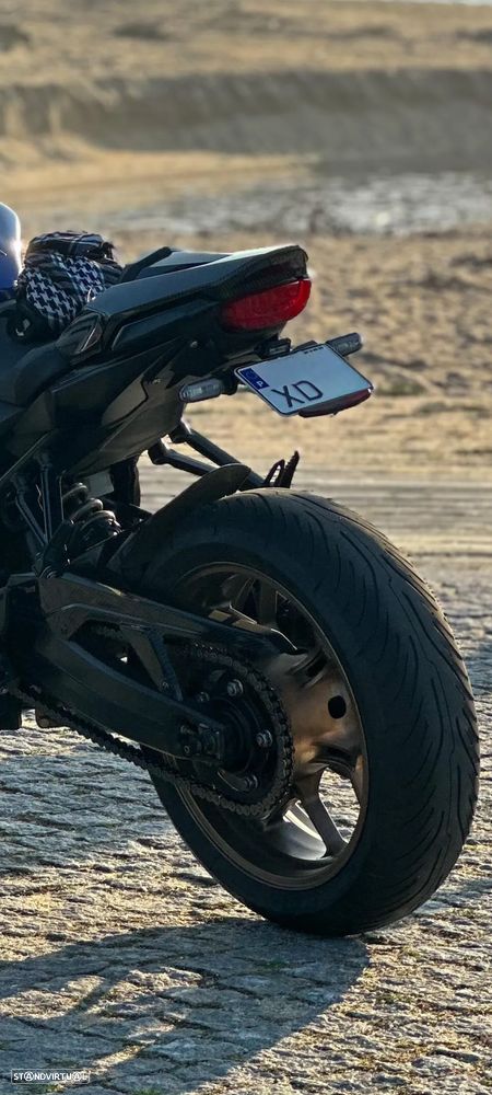 Honda CB - 4