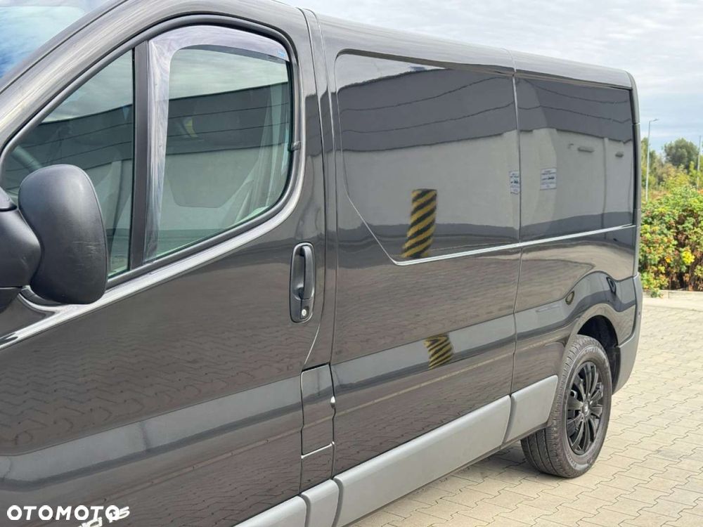 Renault Trafic - 10