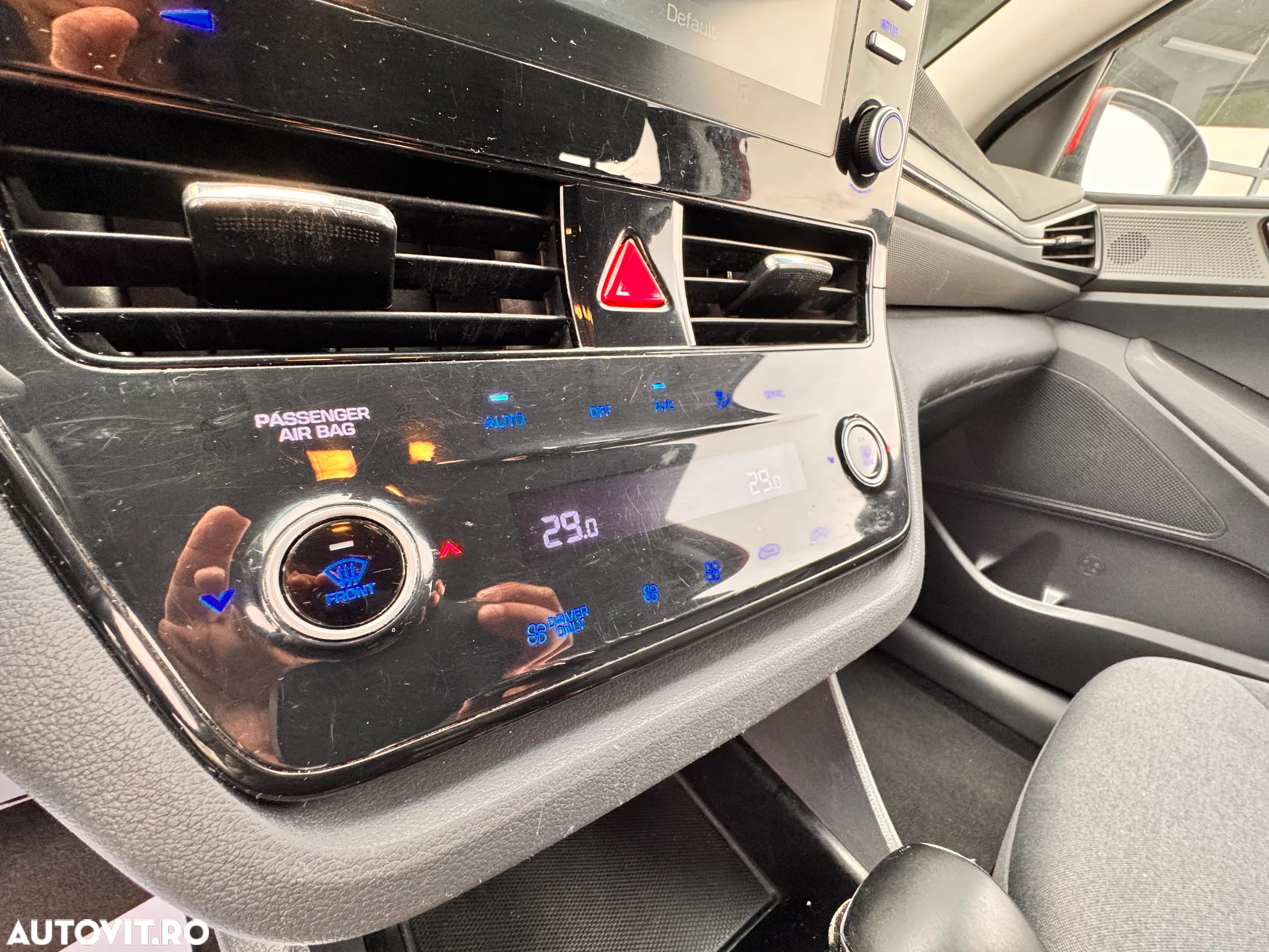 Hyundai IONIQ Hybrid 1.6 GDI Trend - 29