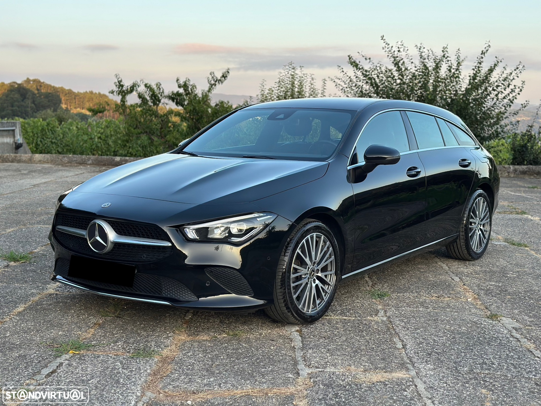 Mercedes-Benz CLA 180 d Shooting Brake 7G-DCT Progressive - 5