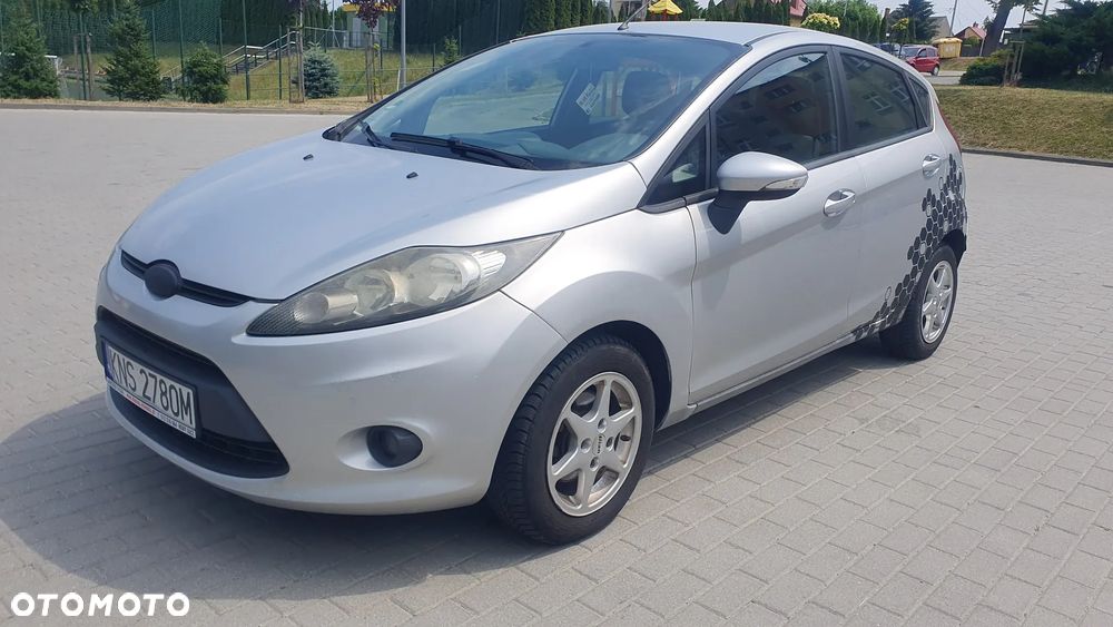 Ford Fiesta - 2