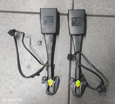 Wpiecie Zapinka Pasa prawa lewa audi AUDI A4 B8  8K0857755D - 1